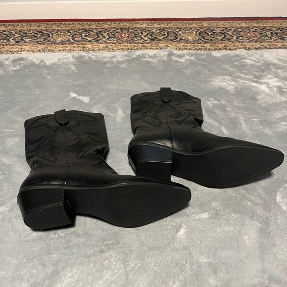 Black boots tall and western size 8.5 - Picture 7 of 13